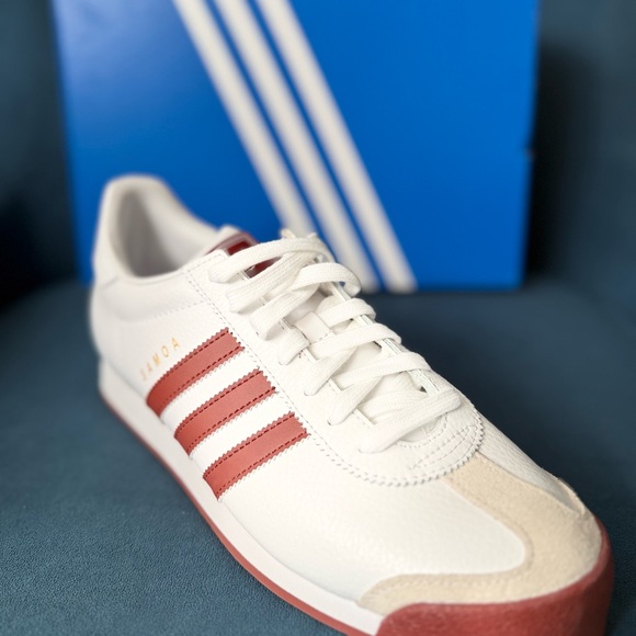 Adidas Men's White and Maroon Sneakers - Picture 3 of 8